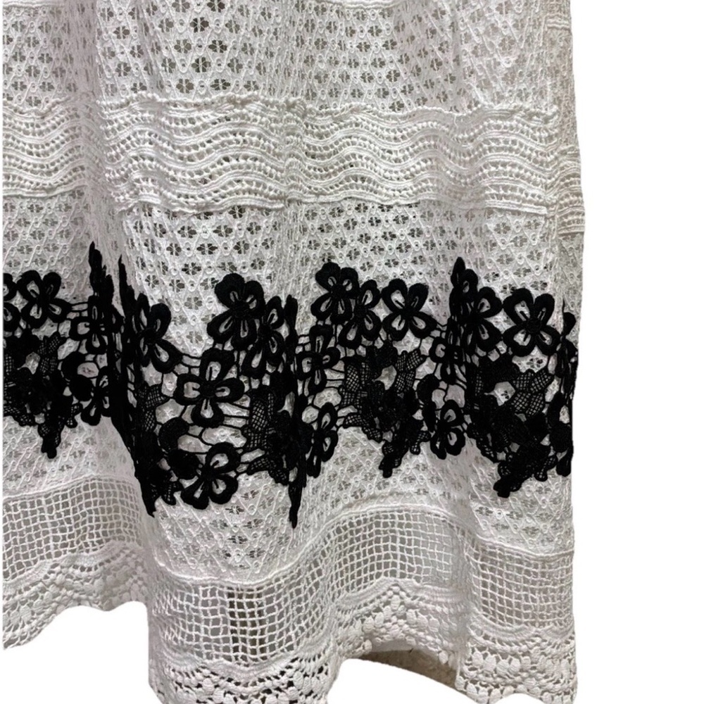 By Anthropologie Sleeveless V-Neck Lace Maxi Dress in White & Black Size Medium - Picture 9 of 12